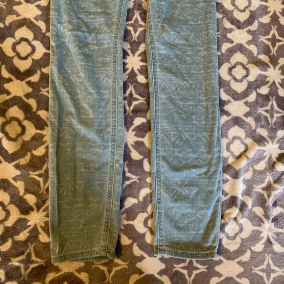 Pants - Picture 2 of 5
